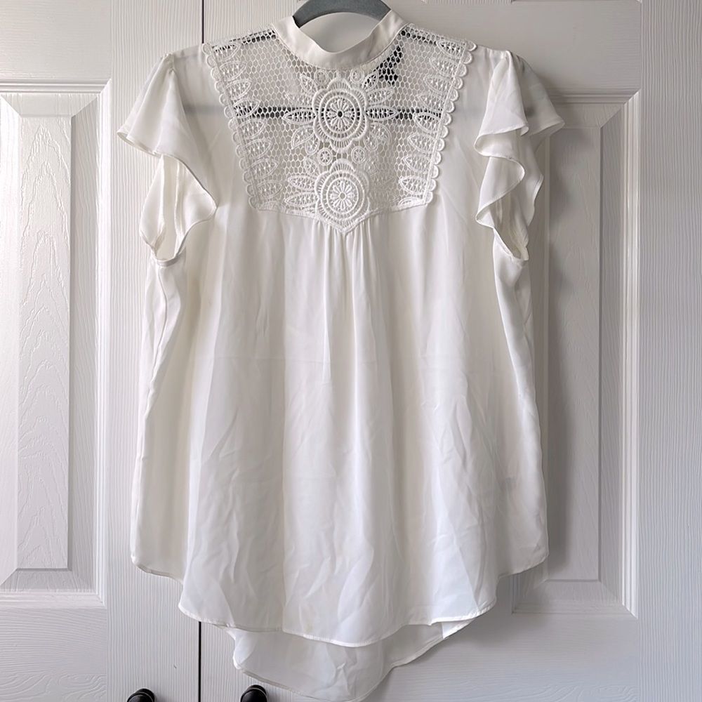 🔥B1G1 Express Flutter Sleeve Lace Detail Mock Neck Blouse | Ivory White Size L